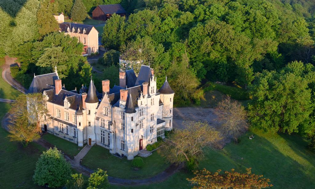 Domaine De Brou Hotel Noyant-de-Touraine Exterior photo