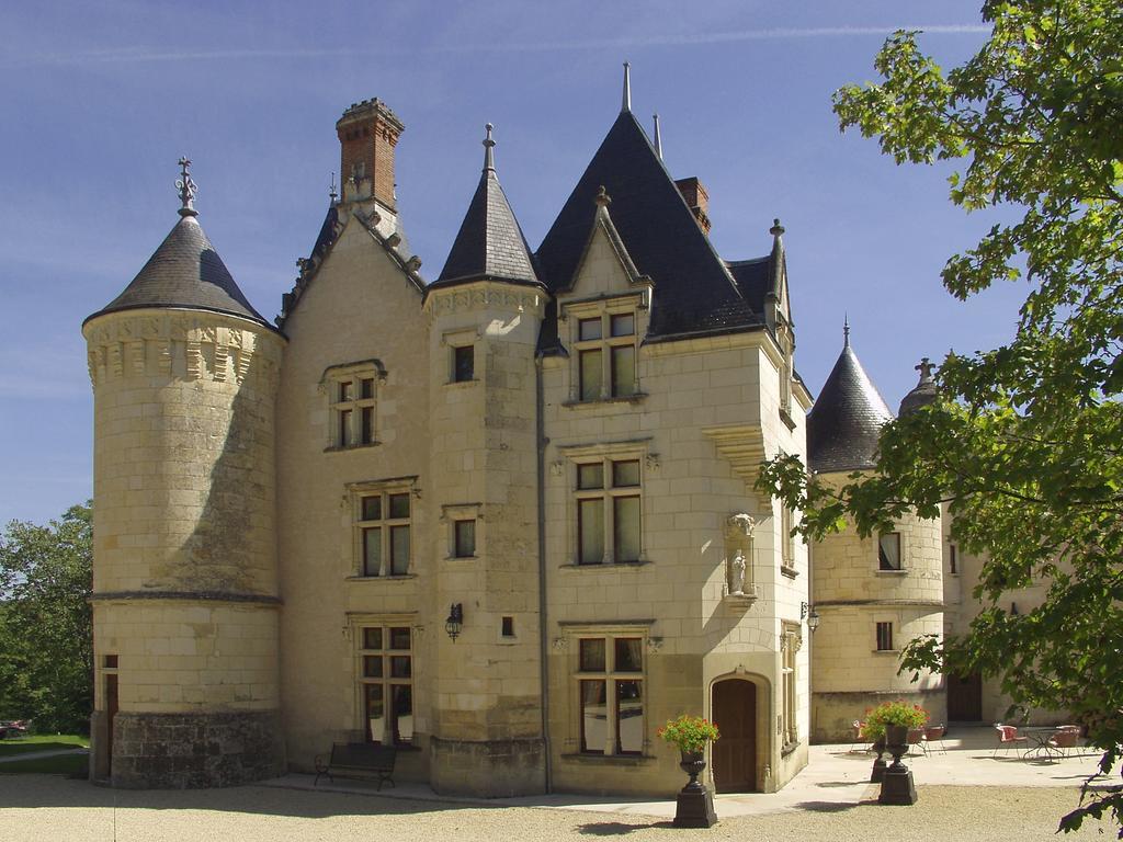 Domaine De Brou Hotel Noyant-de-Touraine Exterior photo